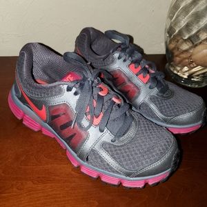 Nike Dual Fusion ST2 Running Shoes, Size 7